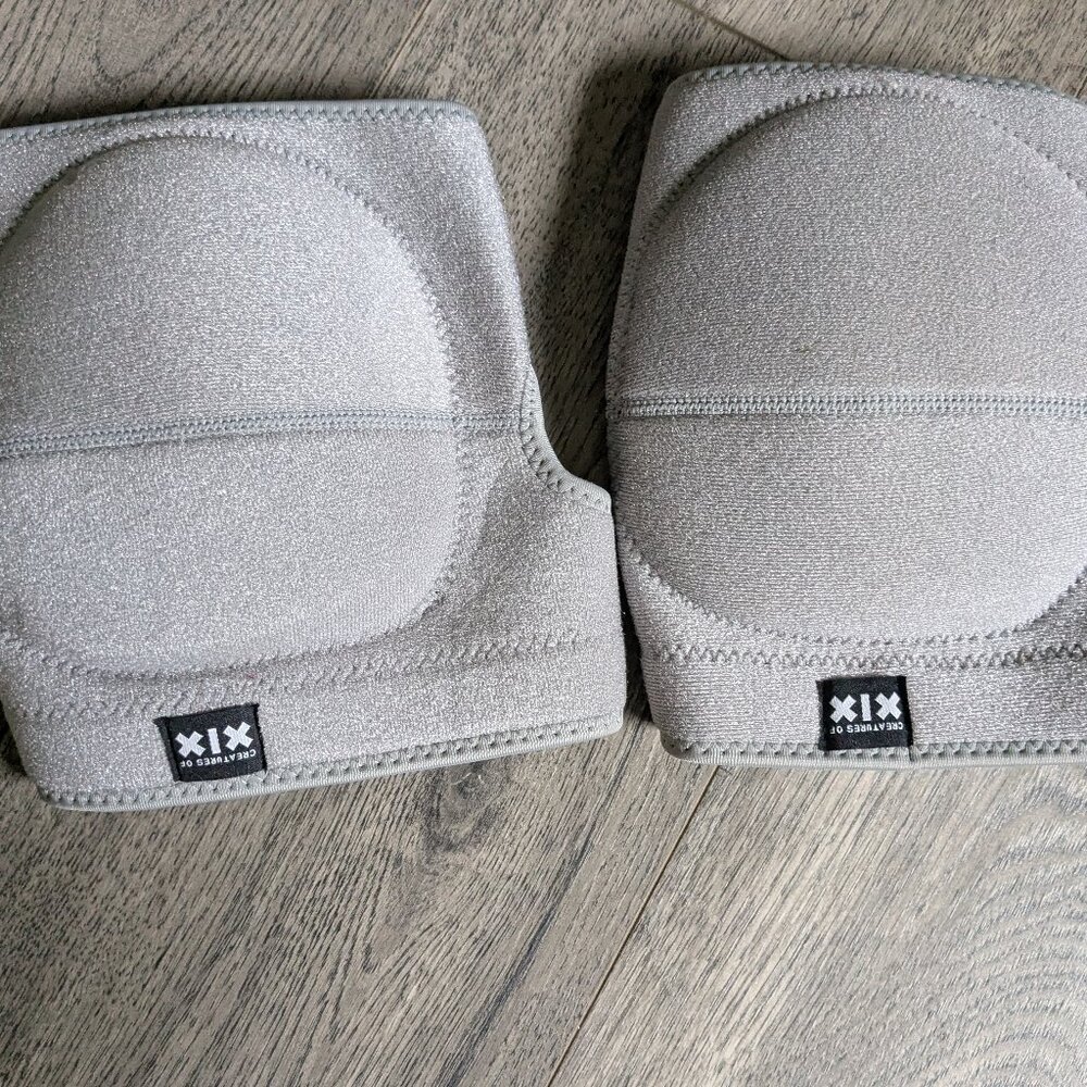 CXIX kneepads